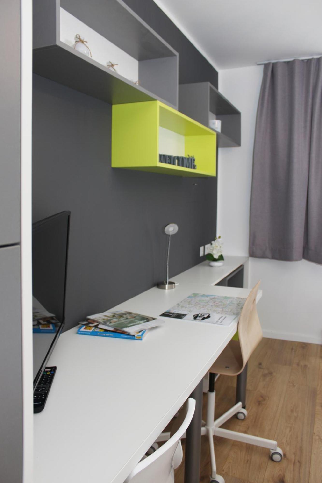 Christiano 1060 Apartment